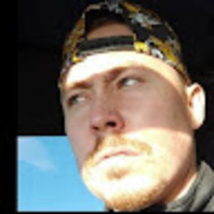 Meet your Posher, Dustin